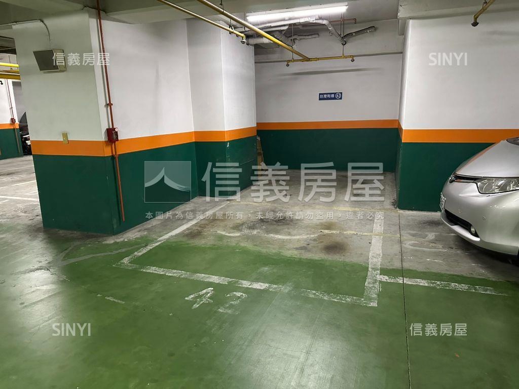 中山捷運高樓美辦公房屋室內格局與周邊環境