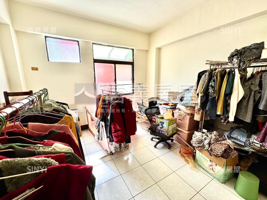 近探索公園金店住房屋室內格局與周邊環境