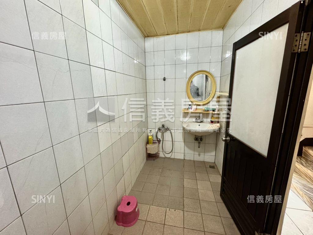 近探索公園金店住房屋室內格局與周邊環境