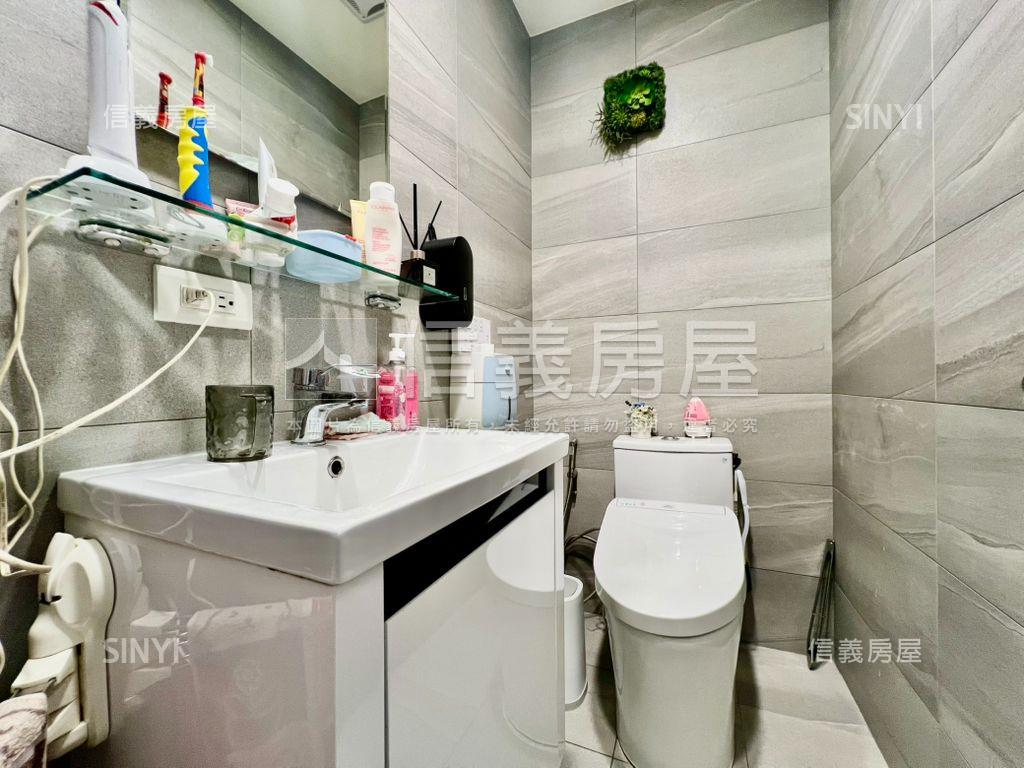 樟樹溫馨裝潢四房二樓公寓房屋室內格局與周邊環境