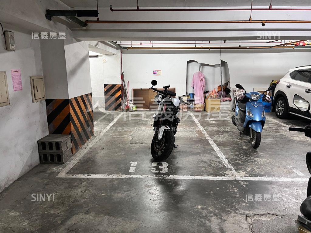 左營高鐵｜豪邸附平車房屋室內格局與周邊環境