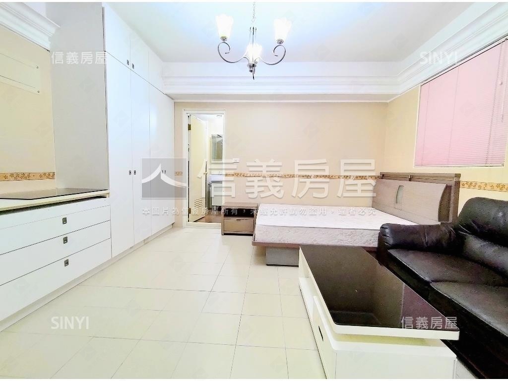 中山高樓方正管理電梯美居房屋室內格局與周邊環境