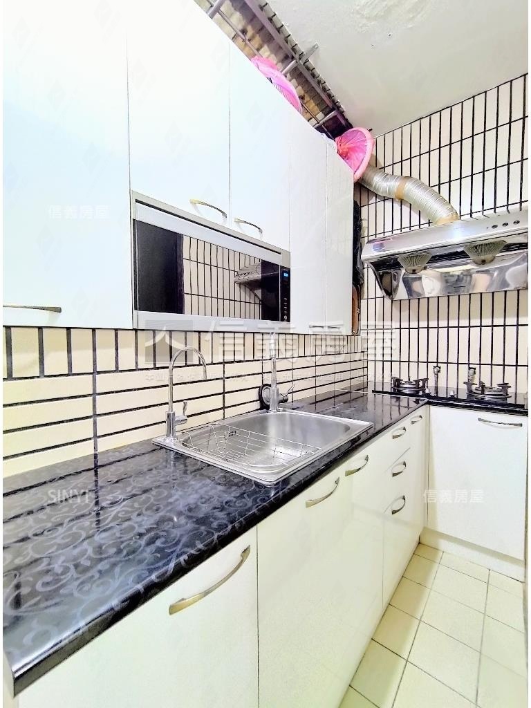 中山高樓方正管理電梯美居房屋室內格局與周邊環境