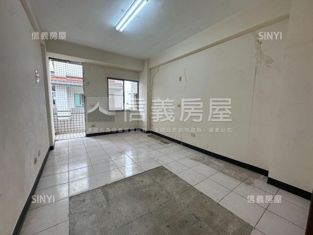 歸仁低總價夢想成真屋房屋室內格局與周邊環境