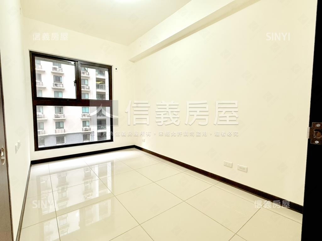 鴻灃青綠樹兩房房屋室內格局與周邊環境