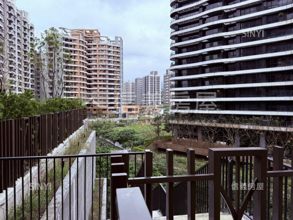 鴻灃青綠樹兩房房屋室內格局與周邊環境