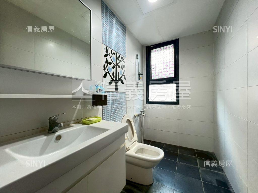 京城四季採光宅誠心出售房屋室內格局與周邊環境