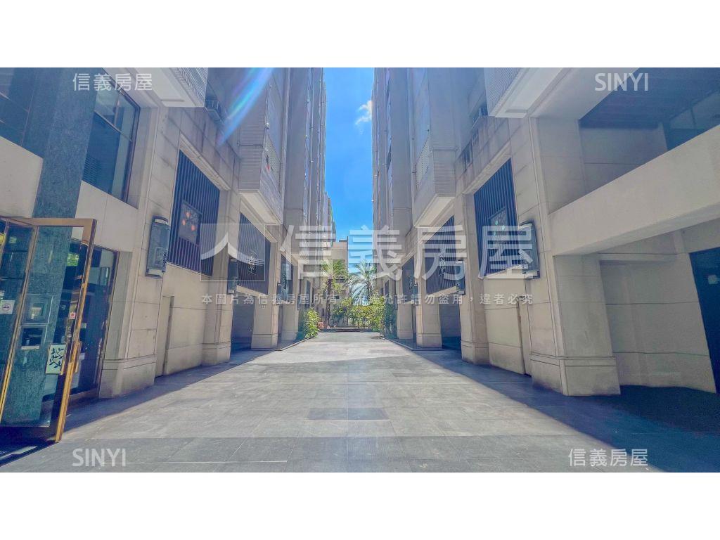 京城四季採光宅誠心出售房屋室內格局與周邊環境