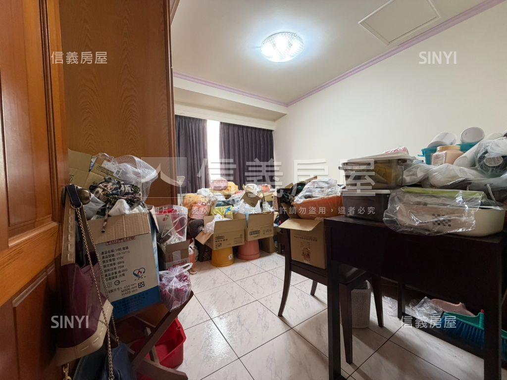 低總價公園路有裝潢兩房房屋室內格局與周邊環境