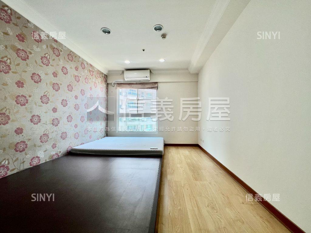 太子龍稀有四房景觀雙車宅房屋室內格局與周邊環境