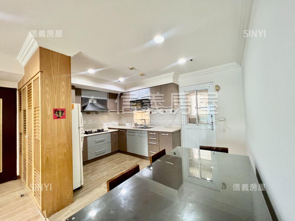 太子龍稀有四房景觀雙車宅房屋室內格局與周邊環境