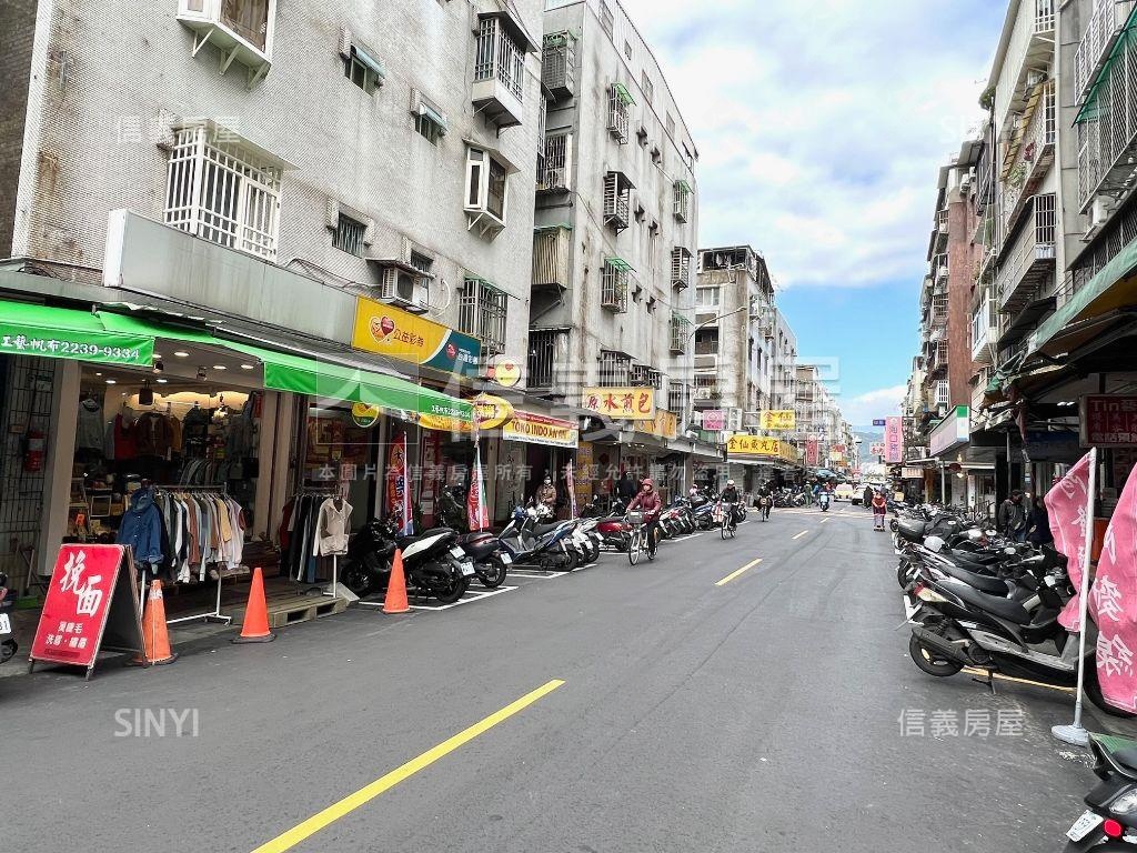 榮星面寬店面稀有釋出房屋室內格局與周邊環境