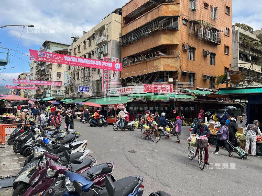 榮星面寬店面稀有釋出房屋室內格局與周邊環境