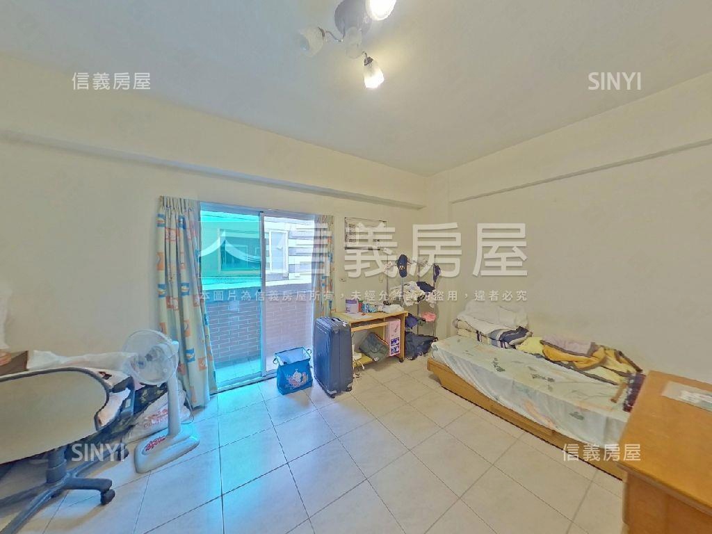 原然庭園可停雙車位透天房屋室內格局與周邊環境