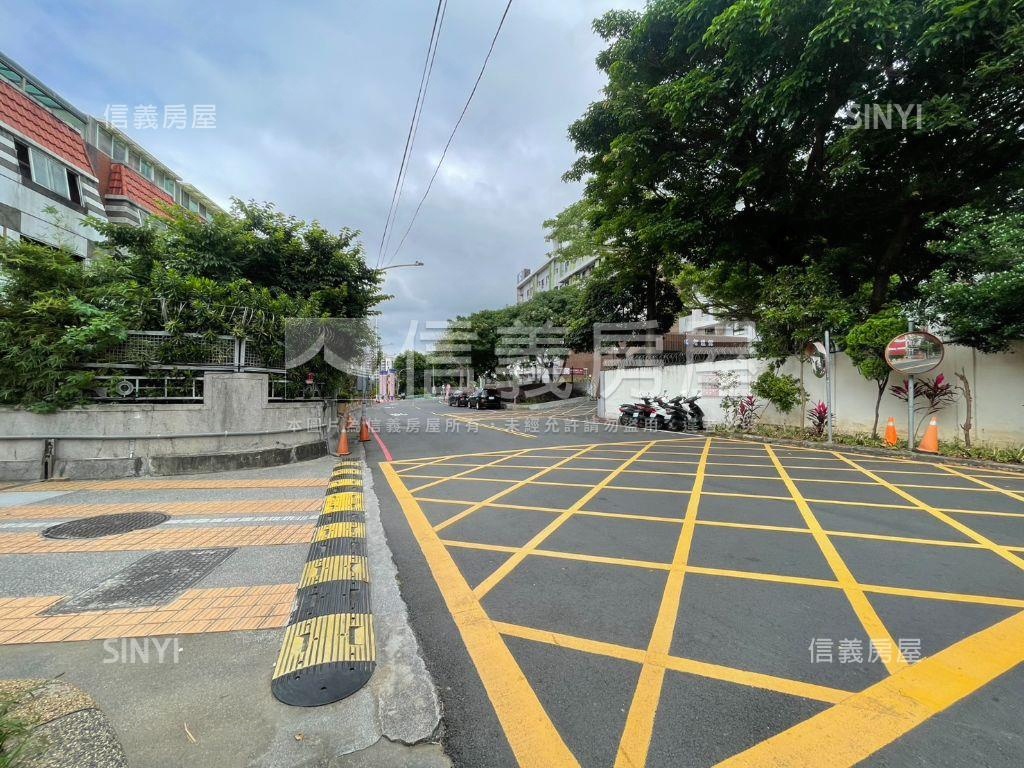 原然庭園可停雙車位透天房屋室內格局與周邊環境
