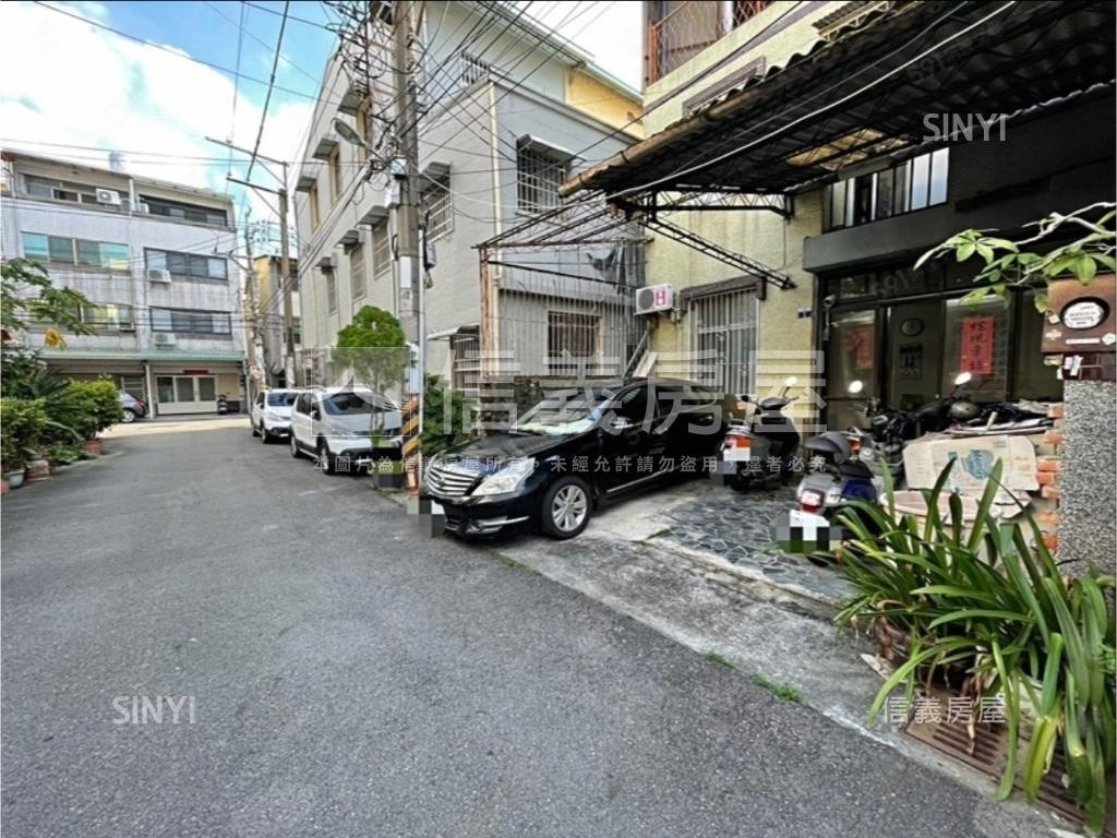 面寬約５．９米大別墅房屋室內格局與周邊環境