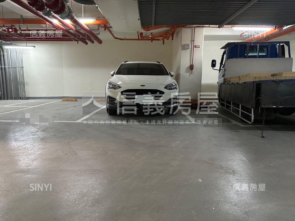 金橙拾穗搶手店面房屋室內格局與周邊環境