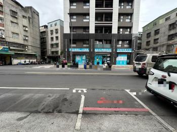 金橙拾穗搶手店面