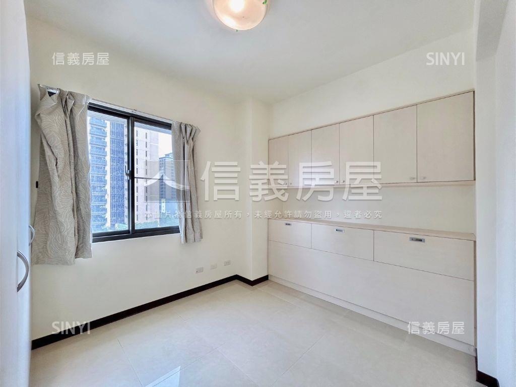 高鐵區高樓採光明亮三房房屋室內格局與周邊環境
