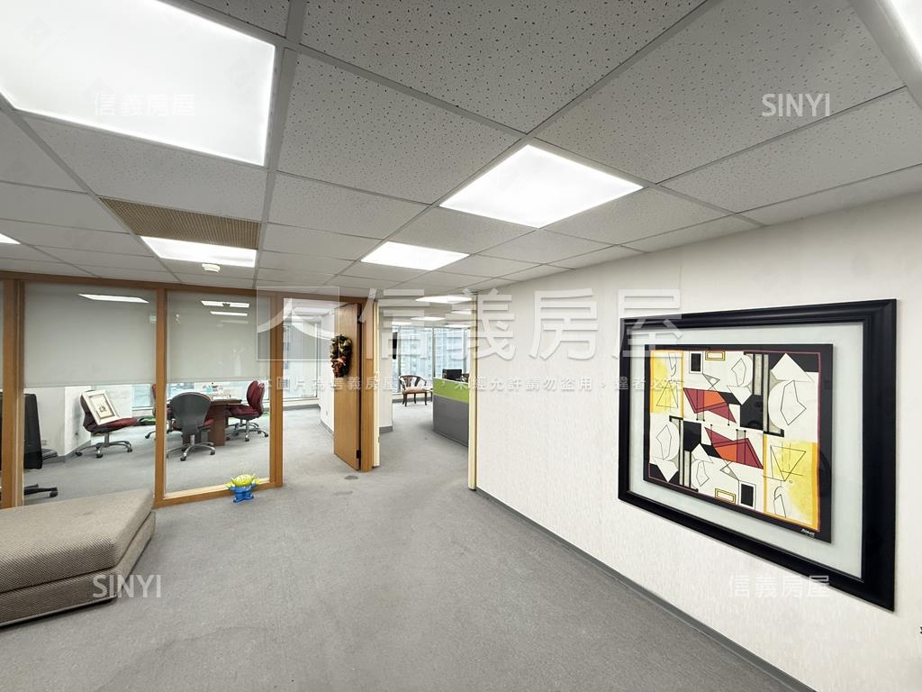 民權路鴻運金企業商辦９９房屋室內格局與周邊環境