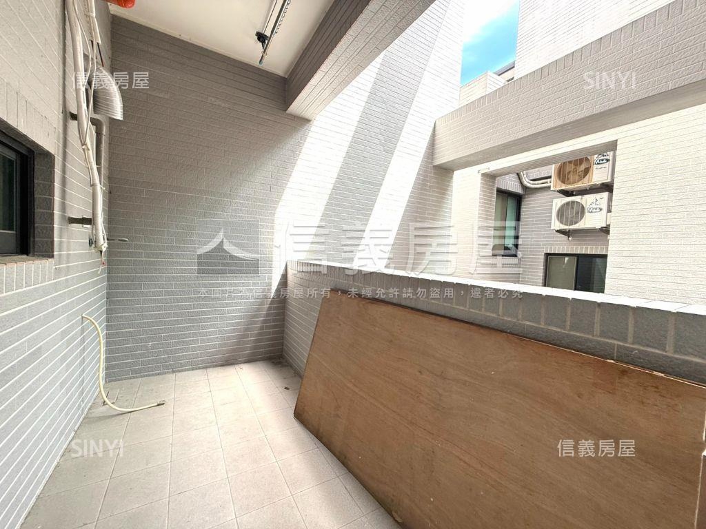 仁德｜約十年典雅三房平車房屋室內格局與周邊環境