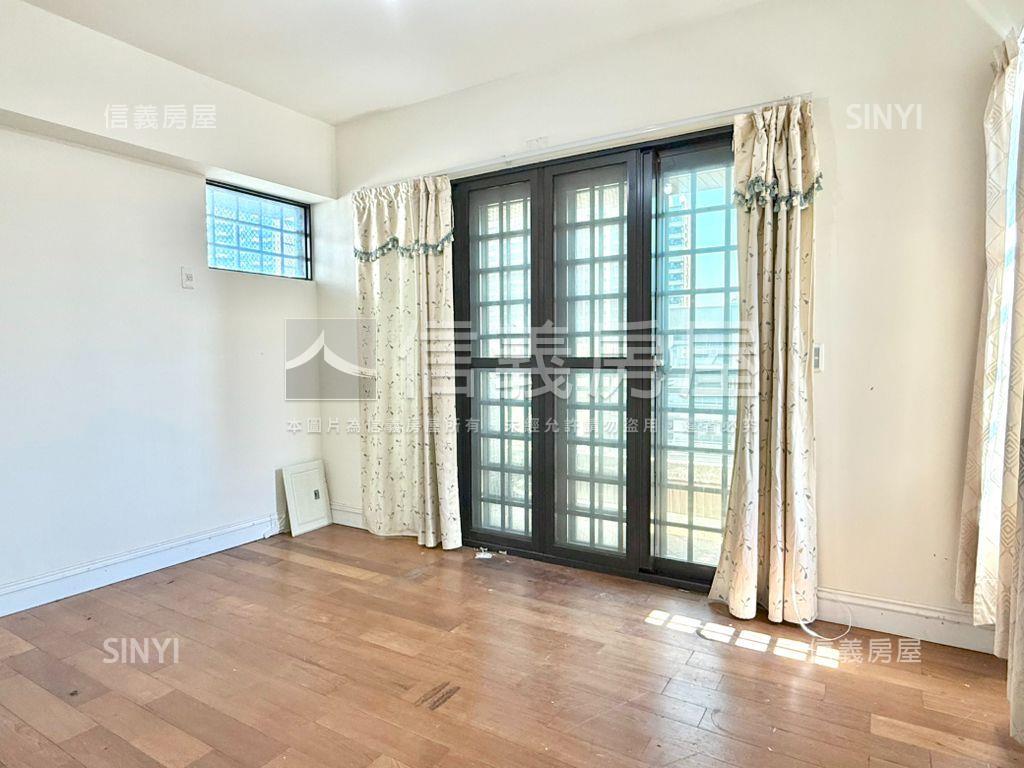 鳳翔面寬十米邊間車墅房屋室內格局與周邊環境