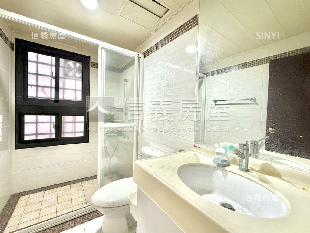 鳳翔面寬十米邊間車墅房屋室內格局與周邊環境