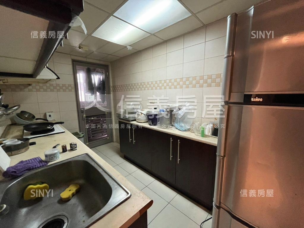 ～優活大空間３房看這間～房屋室內格局與周邊環境