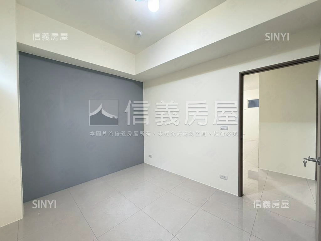 台北大第三房車位房屋室內格局與周邊環境