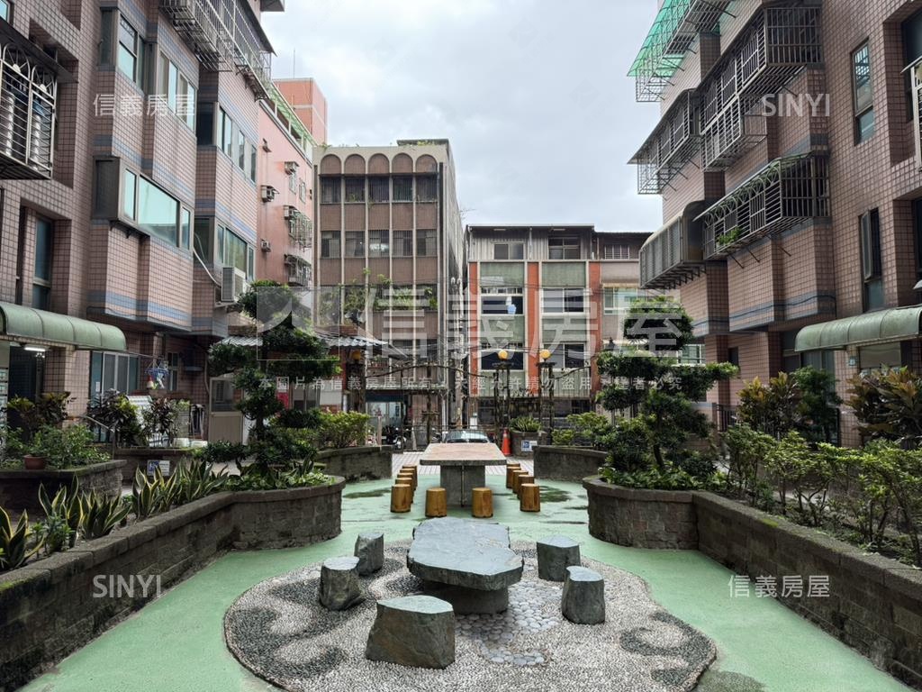 台北大第三房車位房屋室內格局與周邊環境