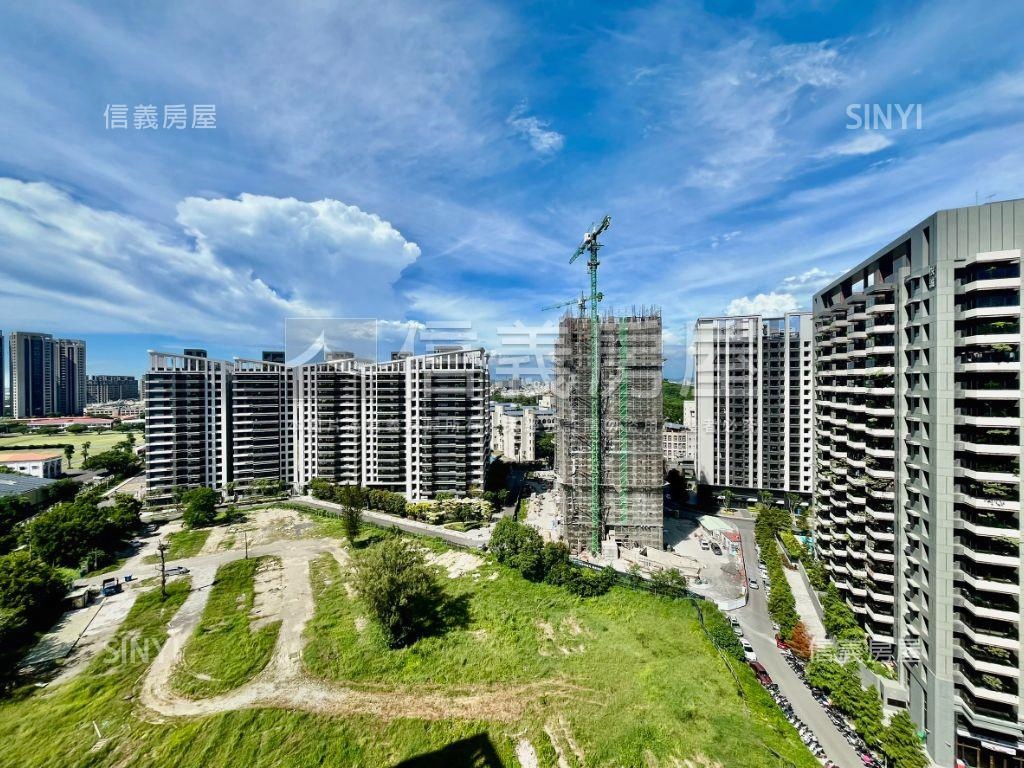 翡翠流域景觀三房平車房屋室內格局與周邊環境
