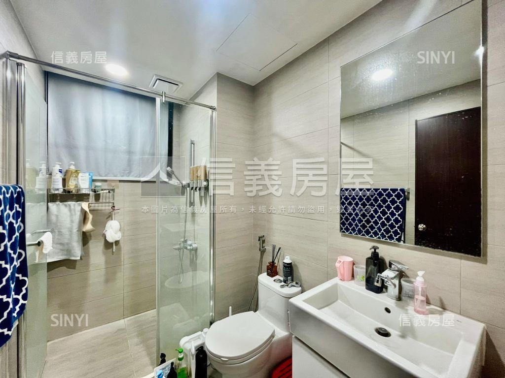 翡翠流域景觀三房平車房屋室內格局與周邊環境