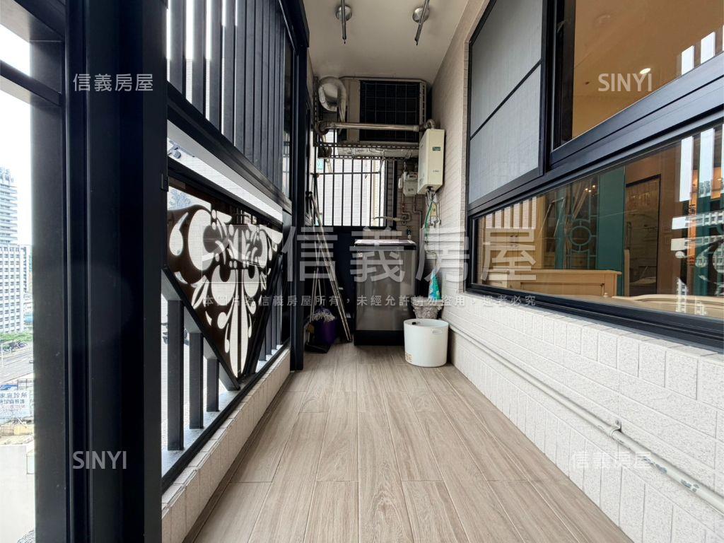 左營高鐵精裝大兩房平車房屋室內格局與周邊環境
