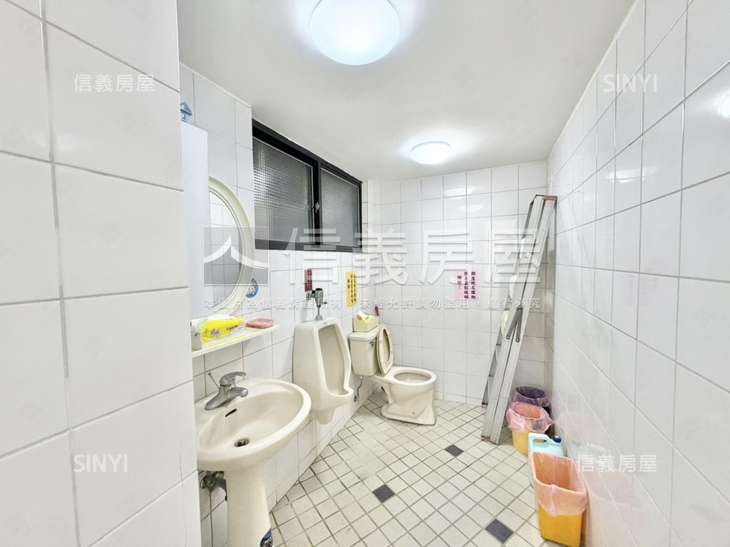 大安附中學區寬店面適診所房屋室內格局與周邊環境