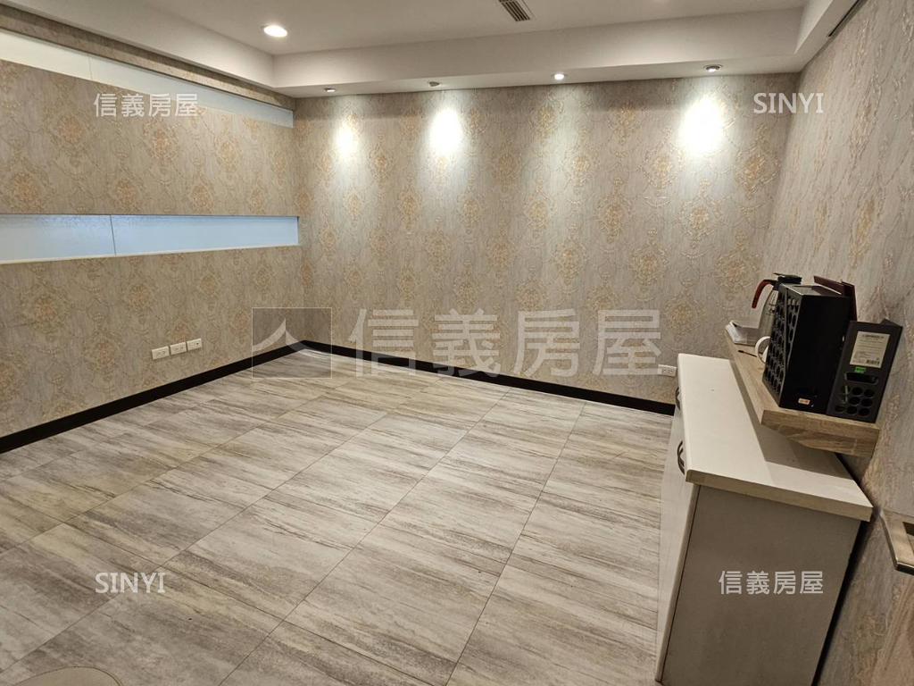 【南京復興】捷運商辦房屋室內格局與周邊環境