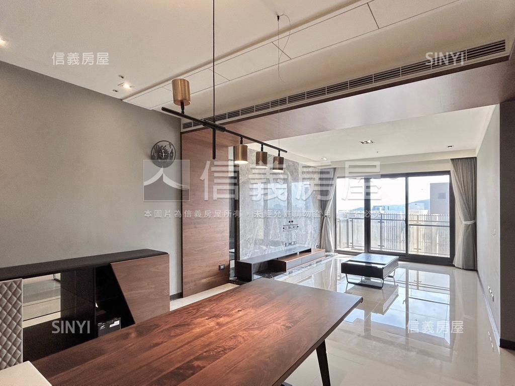 精美裝潢湛高峰大三房房屋室內格局與周邊環境