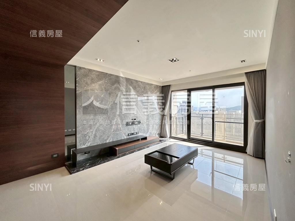 精美裝潢湛高峰大三房房屋室內格局與周邊環境