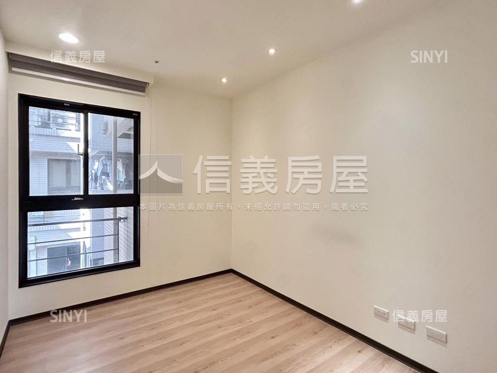 精美裝潢湛高峰大三房房屋室內格局與周邊環境