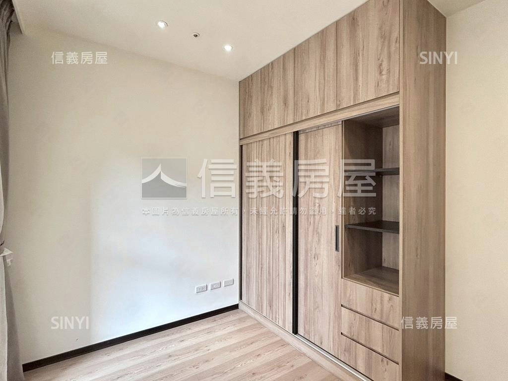 精美裝潢湛高峰大三房房屋室內格局與周邊環境