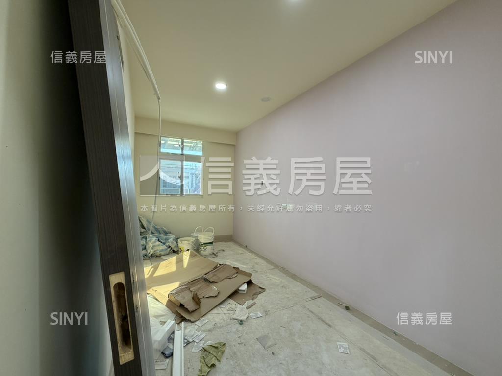 榮民南路透天店面房屋室內格局與周邊環境