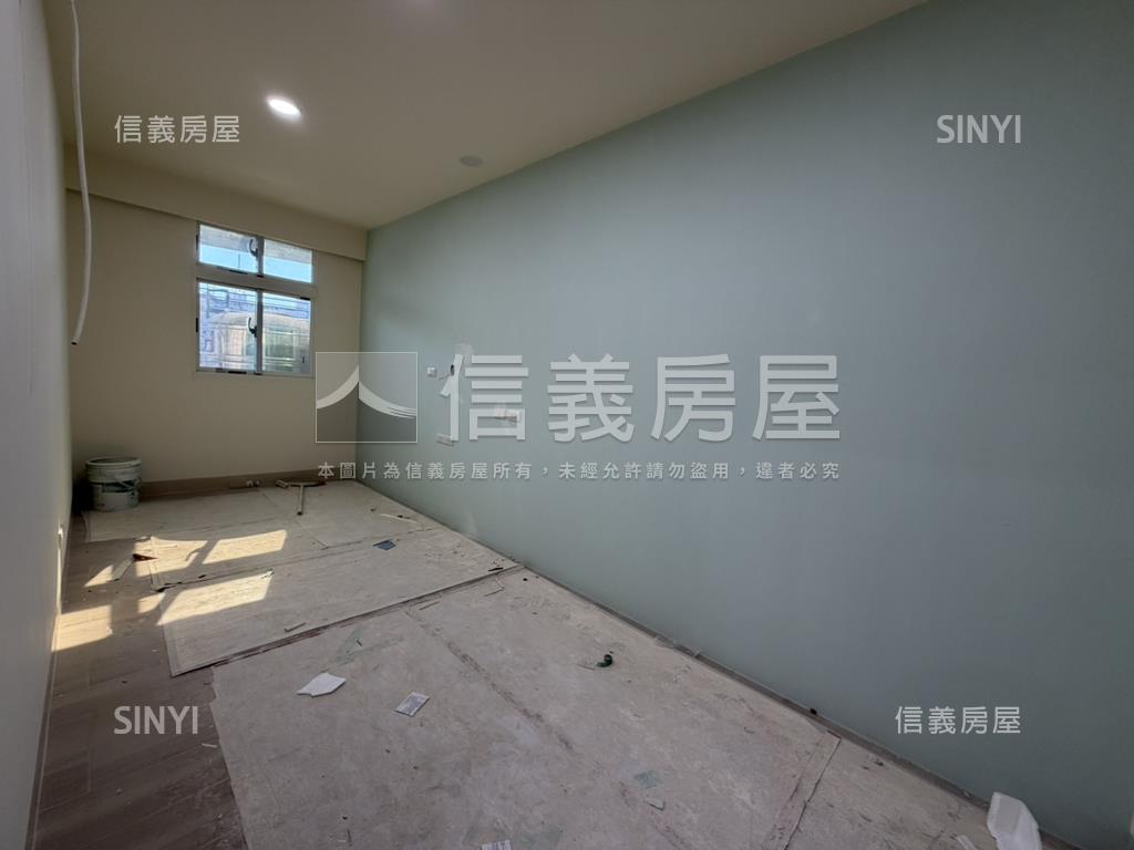 榮民南路透天店面房屋室內格局與周邊環境