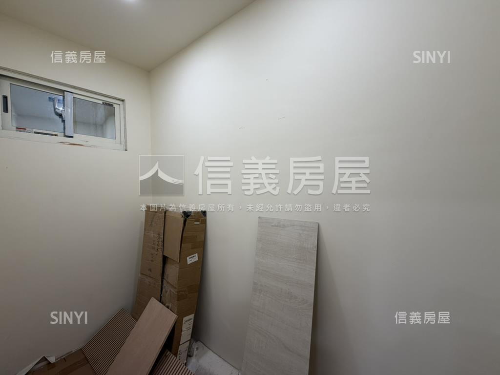 榮民南路透天店面房屋室內格局與周邊環境
