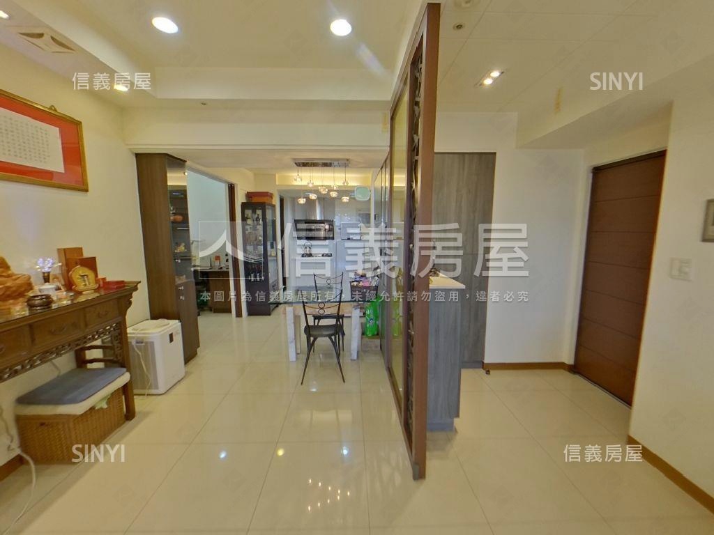 稀缺景觀ＳＲＣ皇翔帝國房屋室內格局與周邊環境