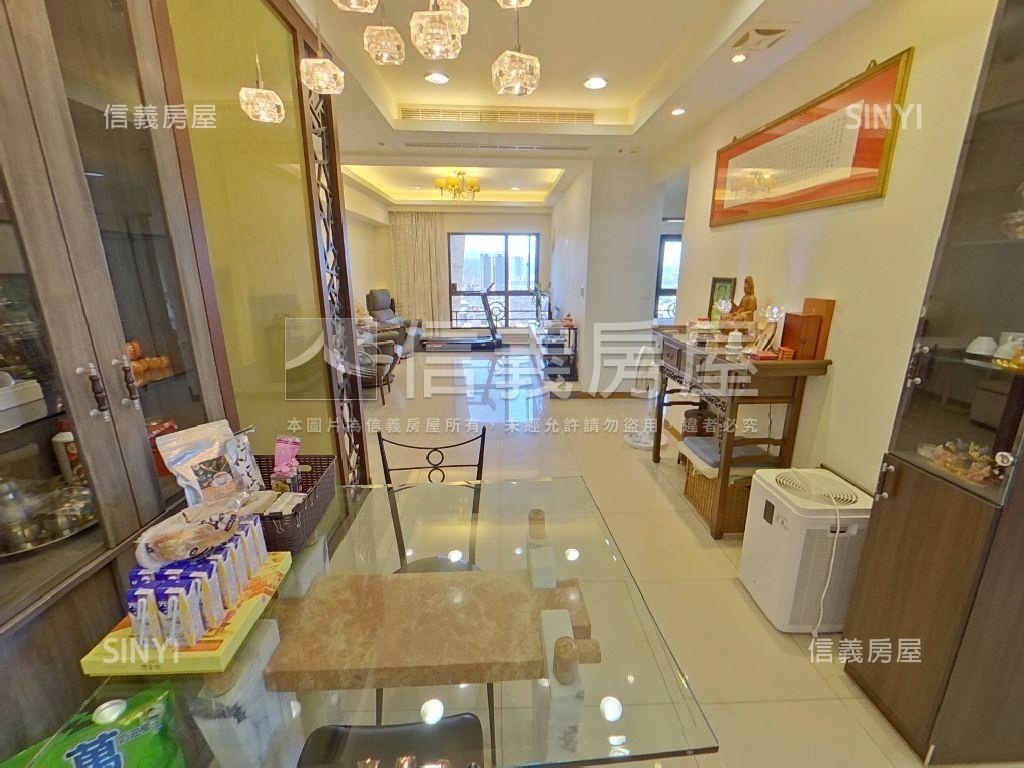 稀缺景觀ＳＲＣ皇翔帝國房屋室內格局與周邊環境