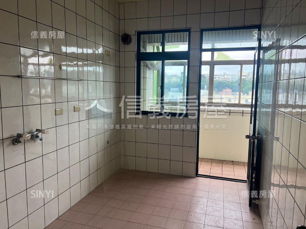 茂園明亮三房平車房屋室內格局與周邊環境