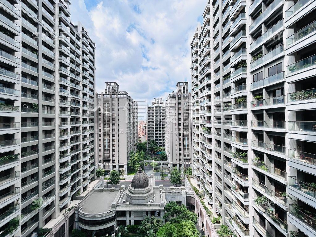 帝王坐向高樓視野宅房屋室內格局與周邊環境