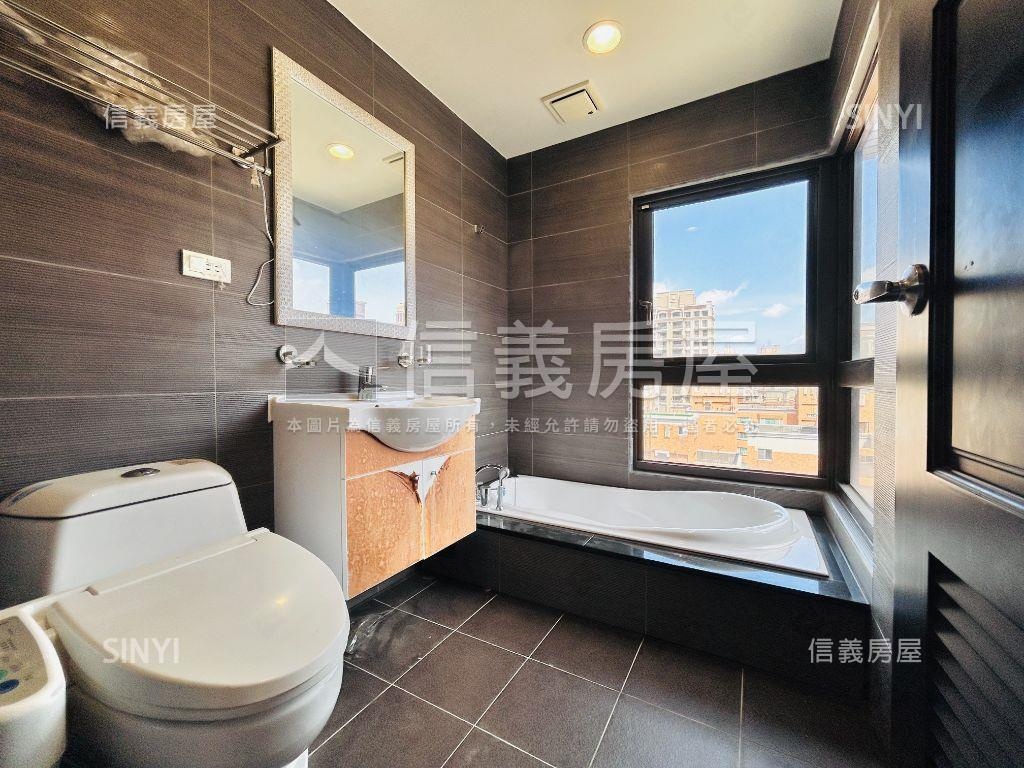 帝王坐向高樓視野宅房屋室內格局與周邊環境