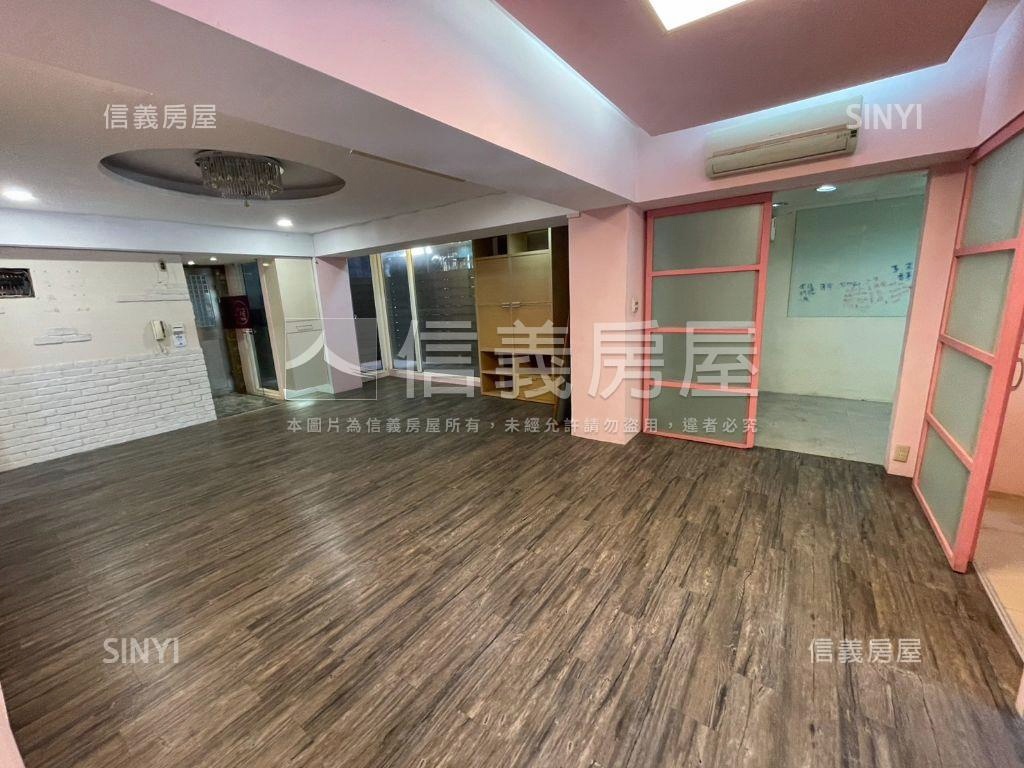 專任－誠售介壽雙併電梯房屋室內格局與周邊環境