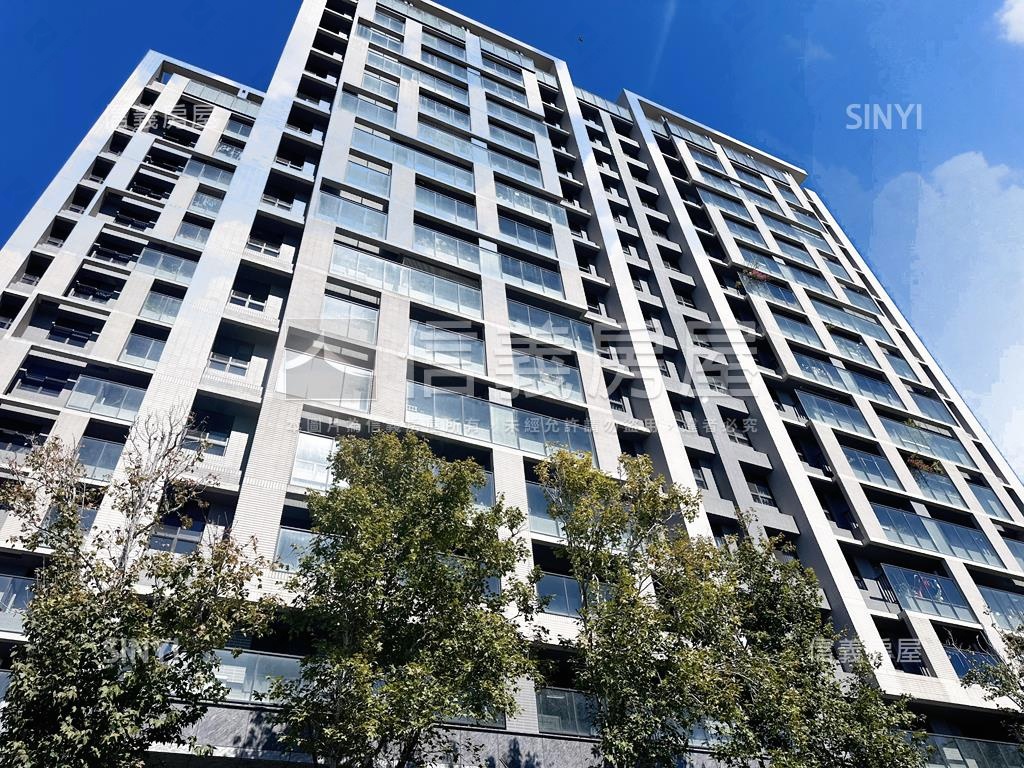 ［富宇綠都心］三房平車房屋室內格局與周邊環境