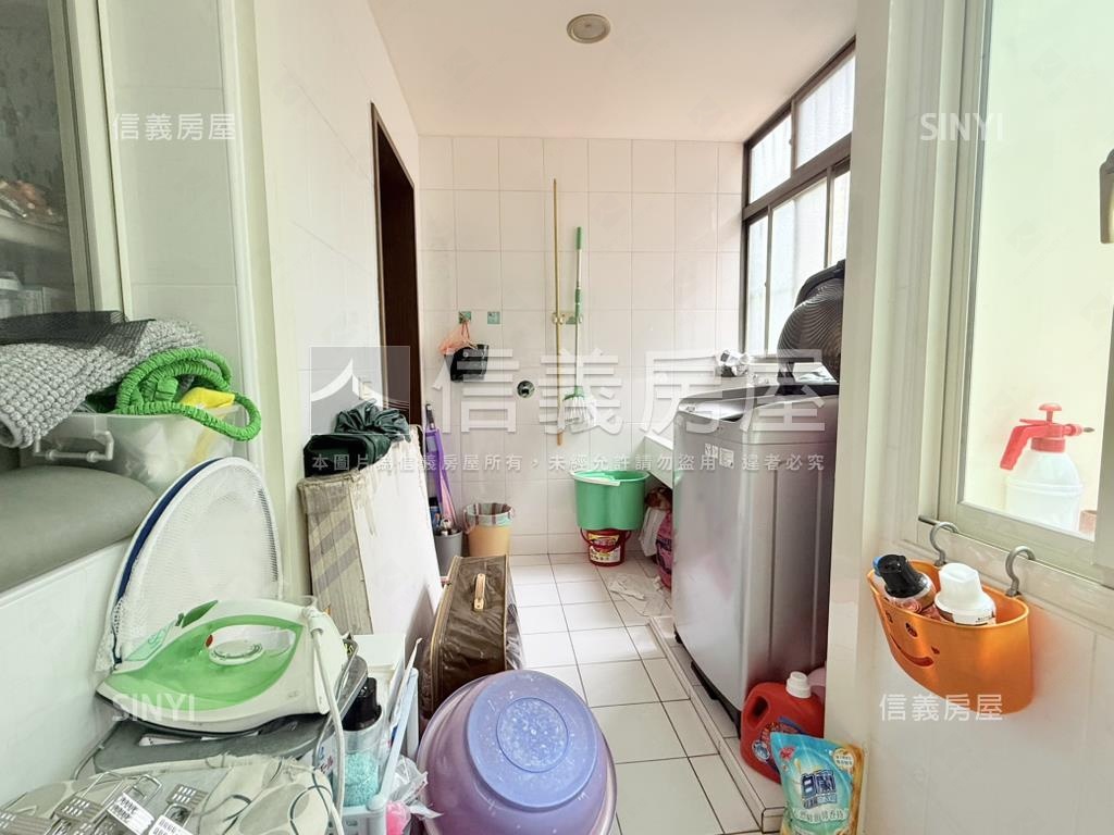 總站大驚喜精緻三樓房屋室內格局與周邊環境
